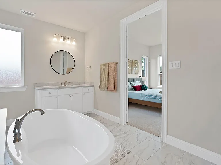 1616 Colonnade Ct — Photo 4