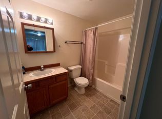 1366 Bramblewood Ln, Eugene, OR 97404