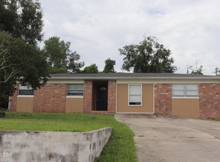 228 E Holly Dr, Orange City, FL 32763