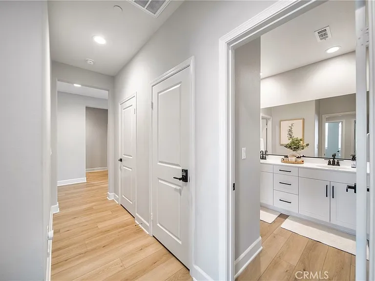 58260 Aragon Way — Photo 33