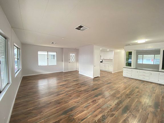3rd image of 601 N Kirby St Space 114