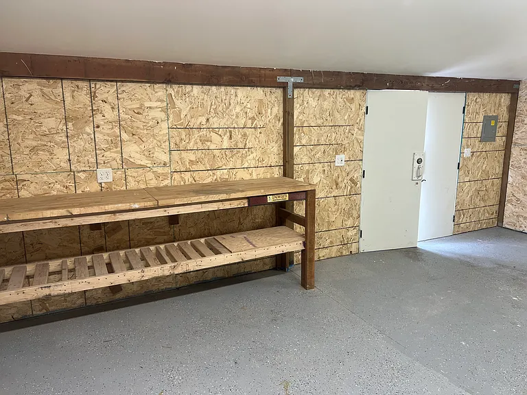 6515 Myers Rd E #1 — Photo 8