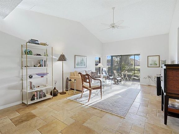3rd image of 260 SOUTHAMPTON DRIVE #312