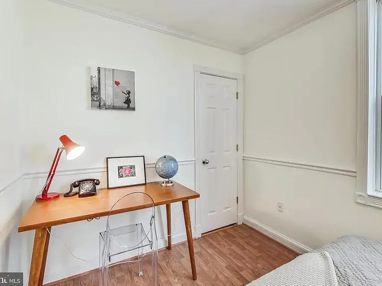 1810 California St NW #204 — Photo 3