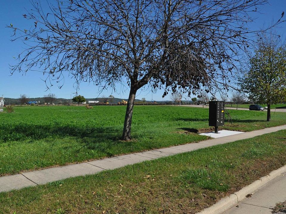 L37L40 Spring St Spring Green WI Zillow