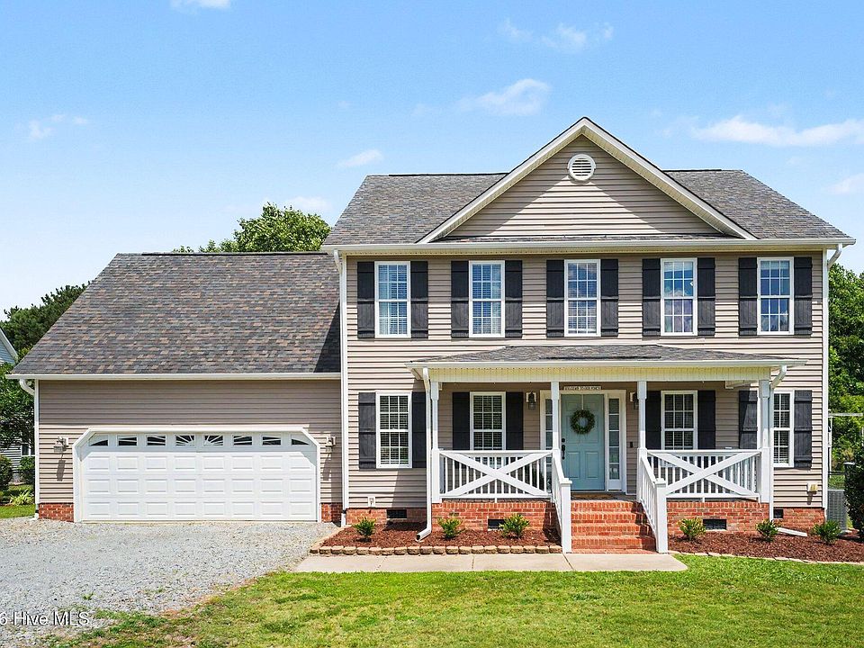 1st image of 132 Bonfire Court