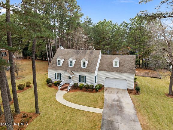 2nd image of 1404 Canterbury Road