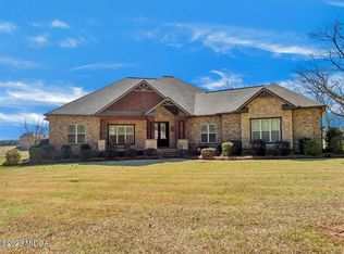 925 Broken Arrow Trl, Perry, GA 31069