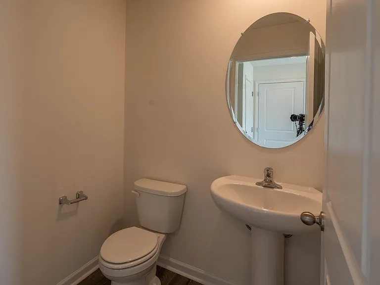 2915 Southbridge Rd — Photo 10