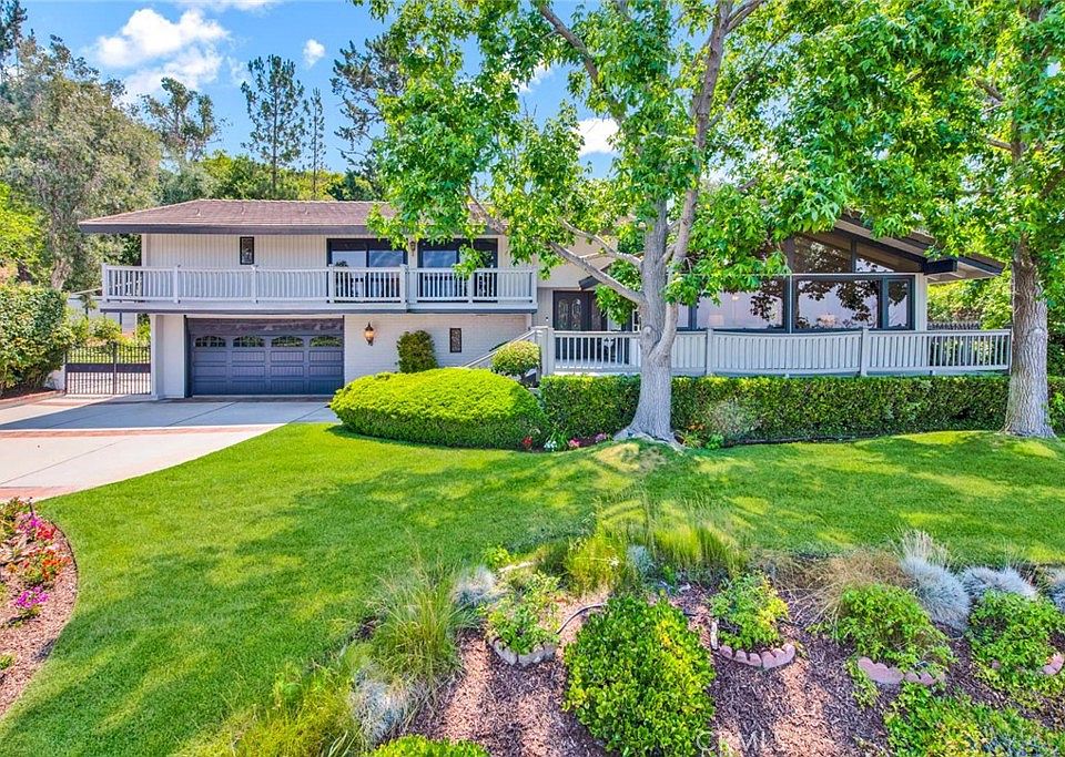 1st image of 10322 Brightwood Dr