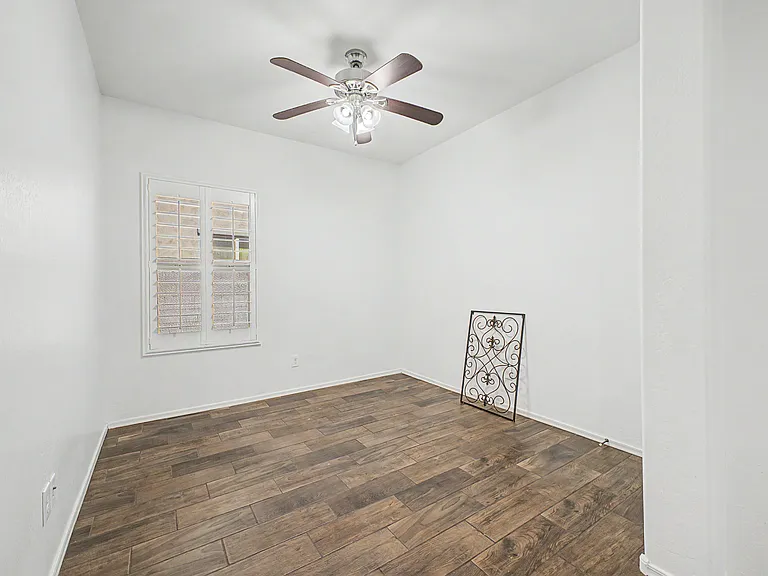 2694 E Runaway Bay Pl — Photo 17
