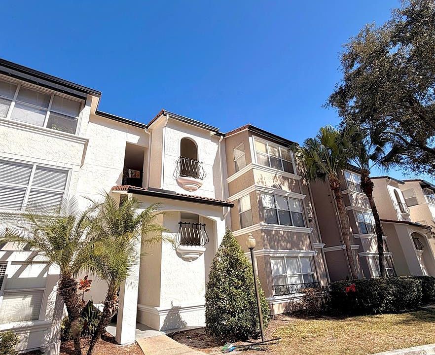 1st image of 5124 Conroy Rd #34