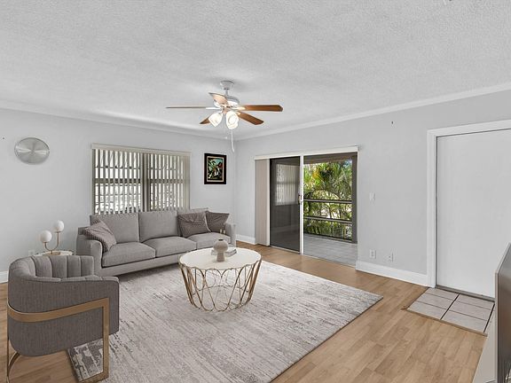 4th image of 3711 Van Buren Street #12