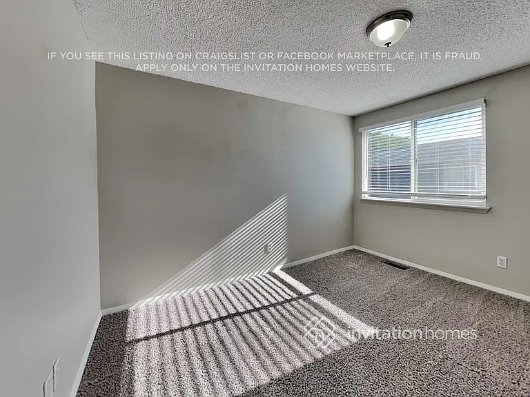 22320 E Princeton Dr — Photo 15