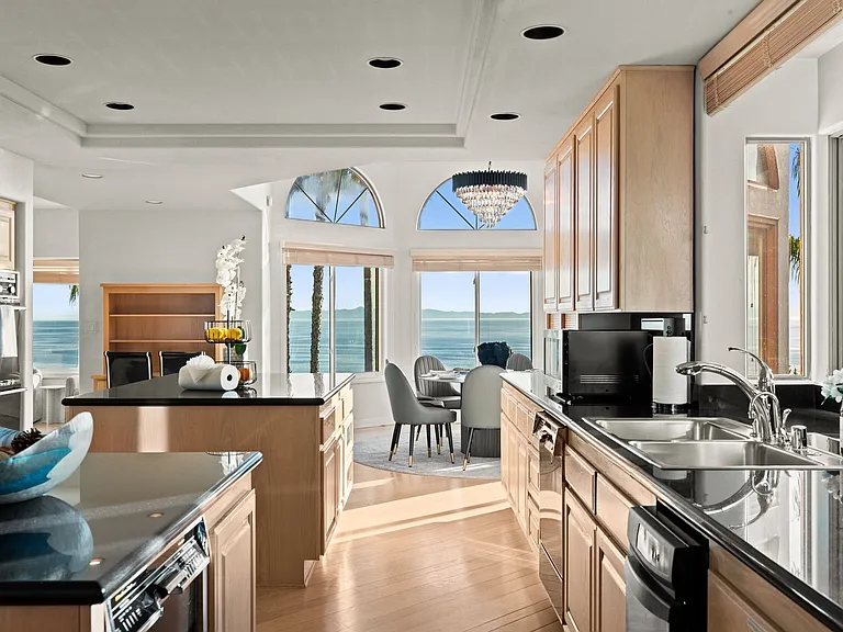 6410 Sea Cove Dr — Photo 38