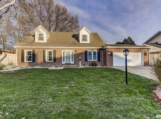 3120 Kemper Dr, Springfield, IL 62704