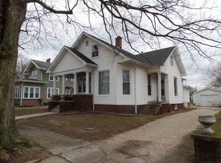 119 W Mechanic St, Bloomfield, IN 47424