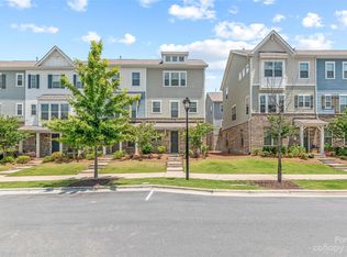 9447 Ainslie Downs St, Charlotte, NC 28273