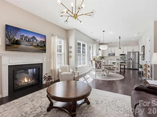 1210 Gold Rush Ct, Fort Mill, SC 29708