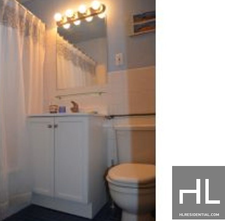 2nd image of 35 Oliver St APT 1F