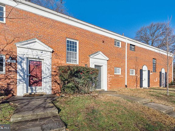 2nd image of 3123 Ravensworth Pl #3123-222