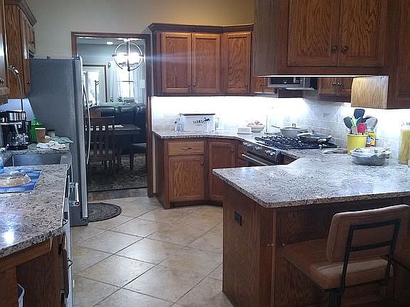 5th image of 12521 Greenlea Chase W