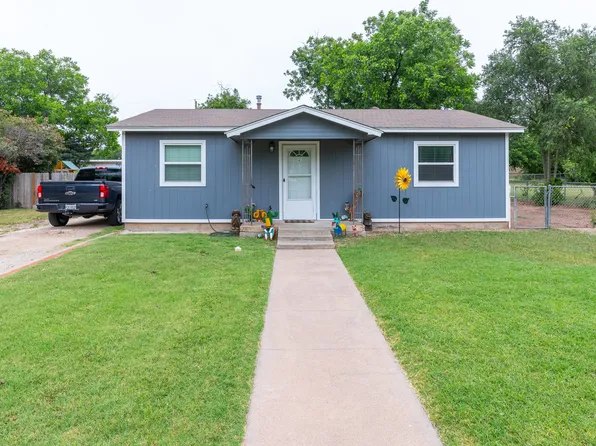 505 Fairmont St, Clyde, TX 79510