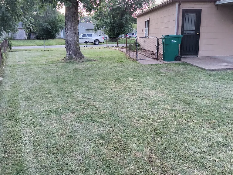 726 Saint Paul Dr — Photo 7