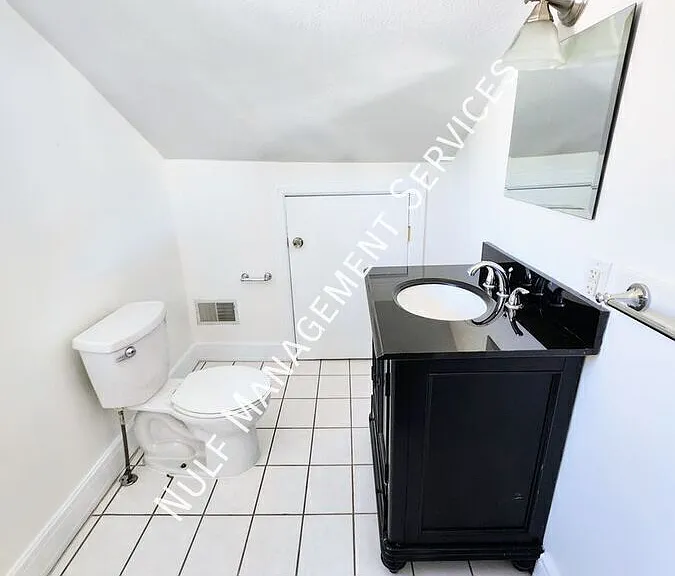 3513 Penn Ave — Photo 8