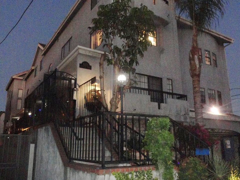 1st image of 5218 Cartwright Ave #6