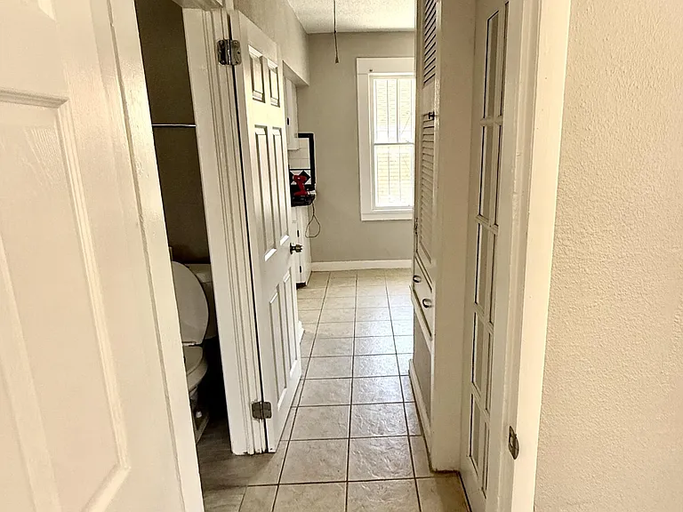 1709 N Stevens St — Photo 14