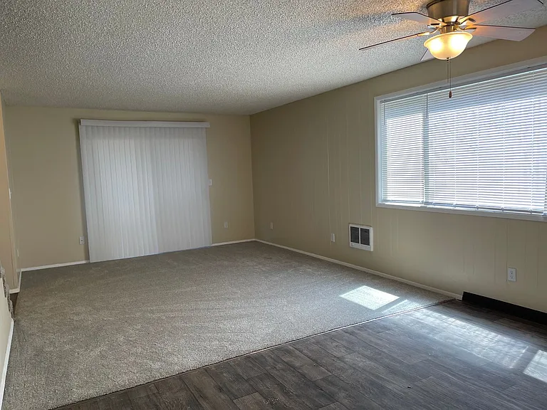 17420 NE Halsey St — Photo 5