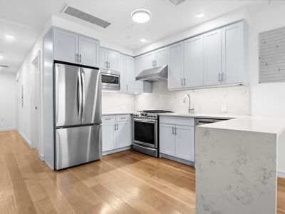 583 Franklin Ave #1, Brooklyn, NY, 11238