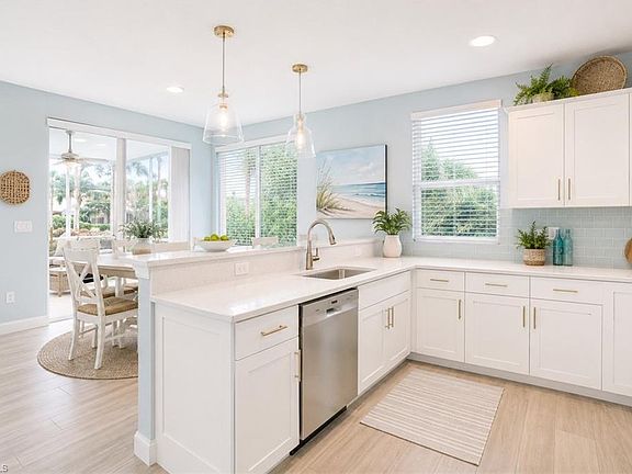 2nd image of 8471 Southbridge DR #4