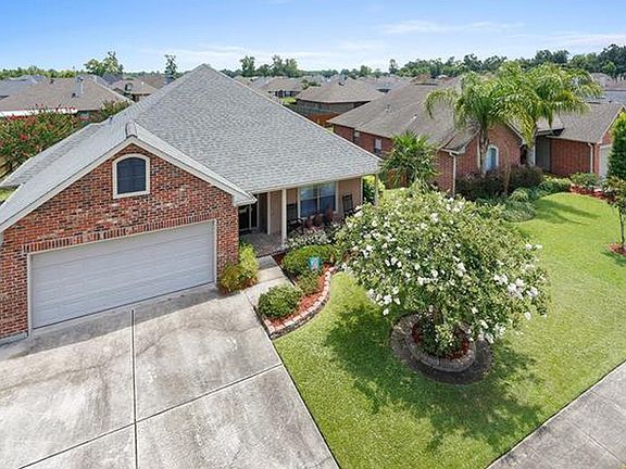 Front Aerial of Landscaping