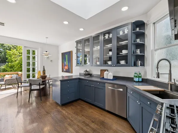 263 Carl St, San Francisco, CA 94117