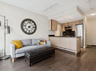 108 W 1st Ave #1001, Vancouver, BC V5Y 0H4