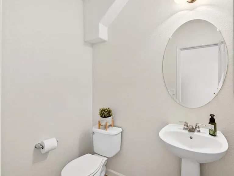 114 Barnhill Dr #114 — Photo 12