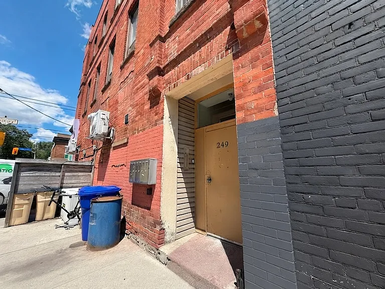 249 Logan Ave #6 — Photo 10