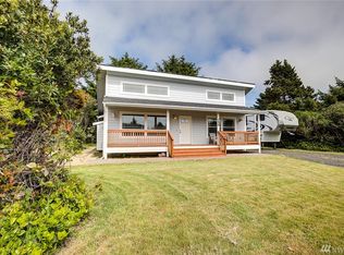 356 Ocean Shores Blvd NW, Ocean Shores, WA 98569