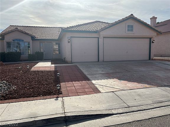2nd image of 6509 Willow Breeze Ln