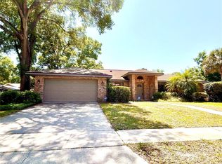 2113 Majestic Woods Blvd, Apopka, FL 32712