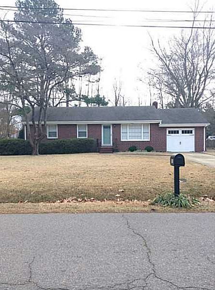 1st image of 929 Hollywood Dr