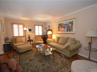 7219 Dane Pl, Forest Hills, NY 11375