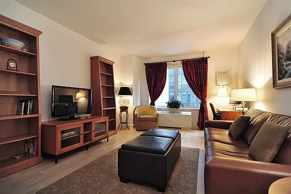 Rented by Corcoran | media 16