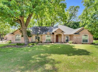5 Remington Ct, Red Oak, TX 75154