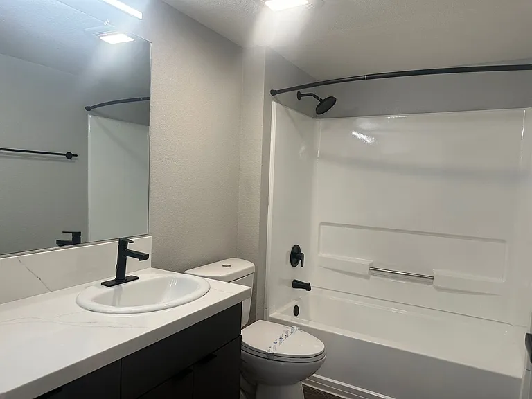 Corona Pointe Resort — Photo 247