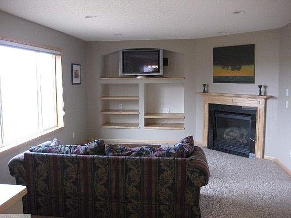 5th image of 1138 N Windmill Creek
