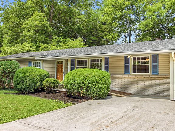 2nd image of 4700 Elm View Dr