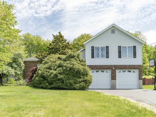 35 DE PALMA Drive, Highland Mills, NY 10930